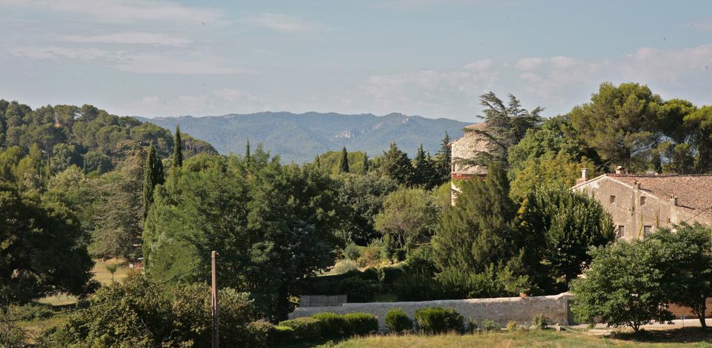 Ancienne Maison Des Gardes Lourmarin Bagian luar foto